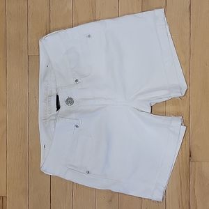 American Eagle midi jean shorts white size 2